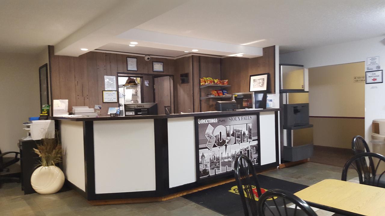 Hotel Super 8 By Wyndham Airport I90 Sioux Falls Exterior foto
